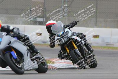 media/Oct-15-2022-Fastrack Riders (Sat) [[9a18b22502]]/Level2/Turn 9 1130am/
